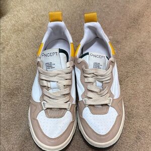 Concept Women's White and Tan Sneakers